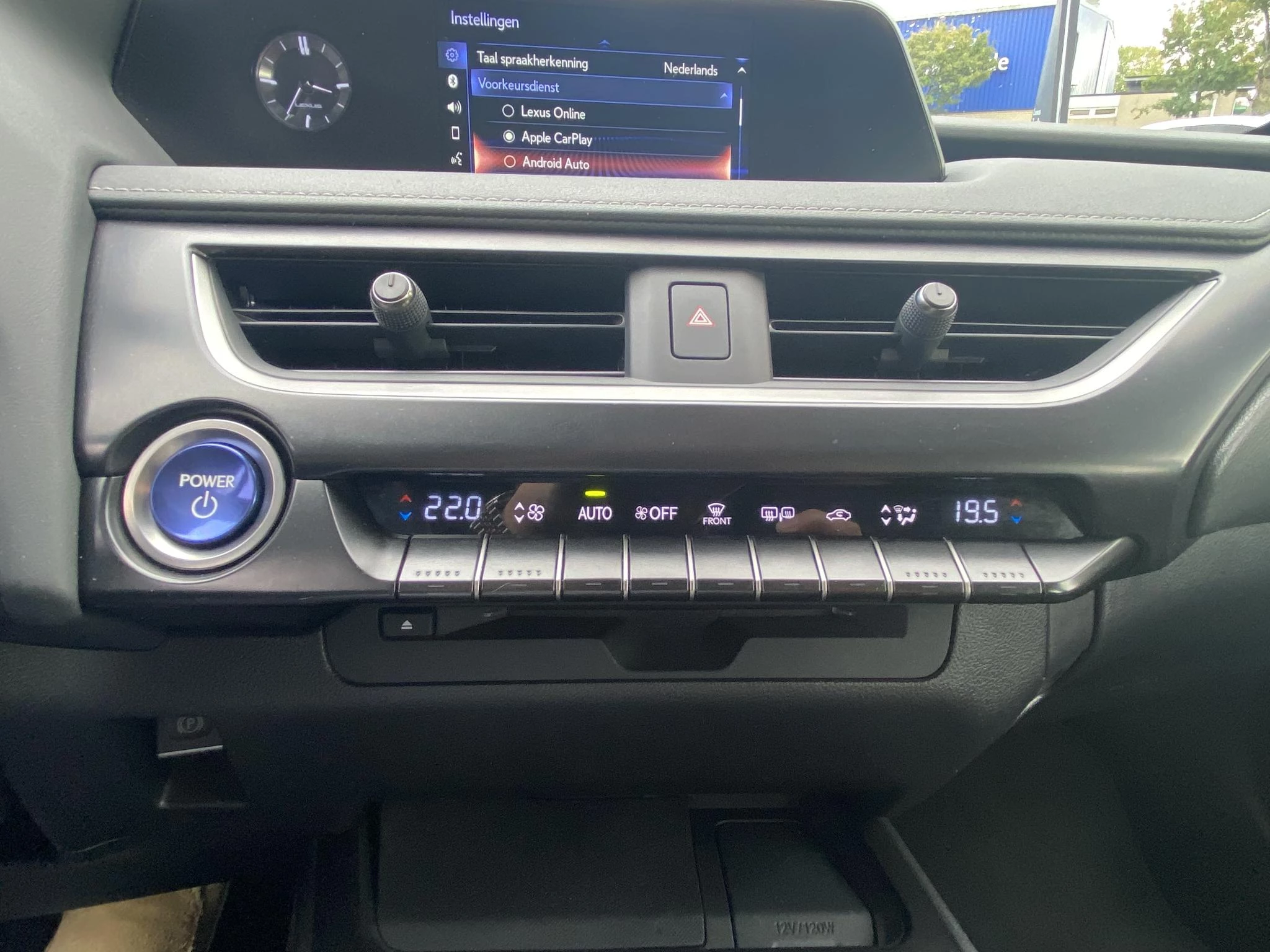 Hoofdafbeelding Lexus UX