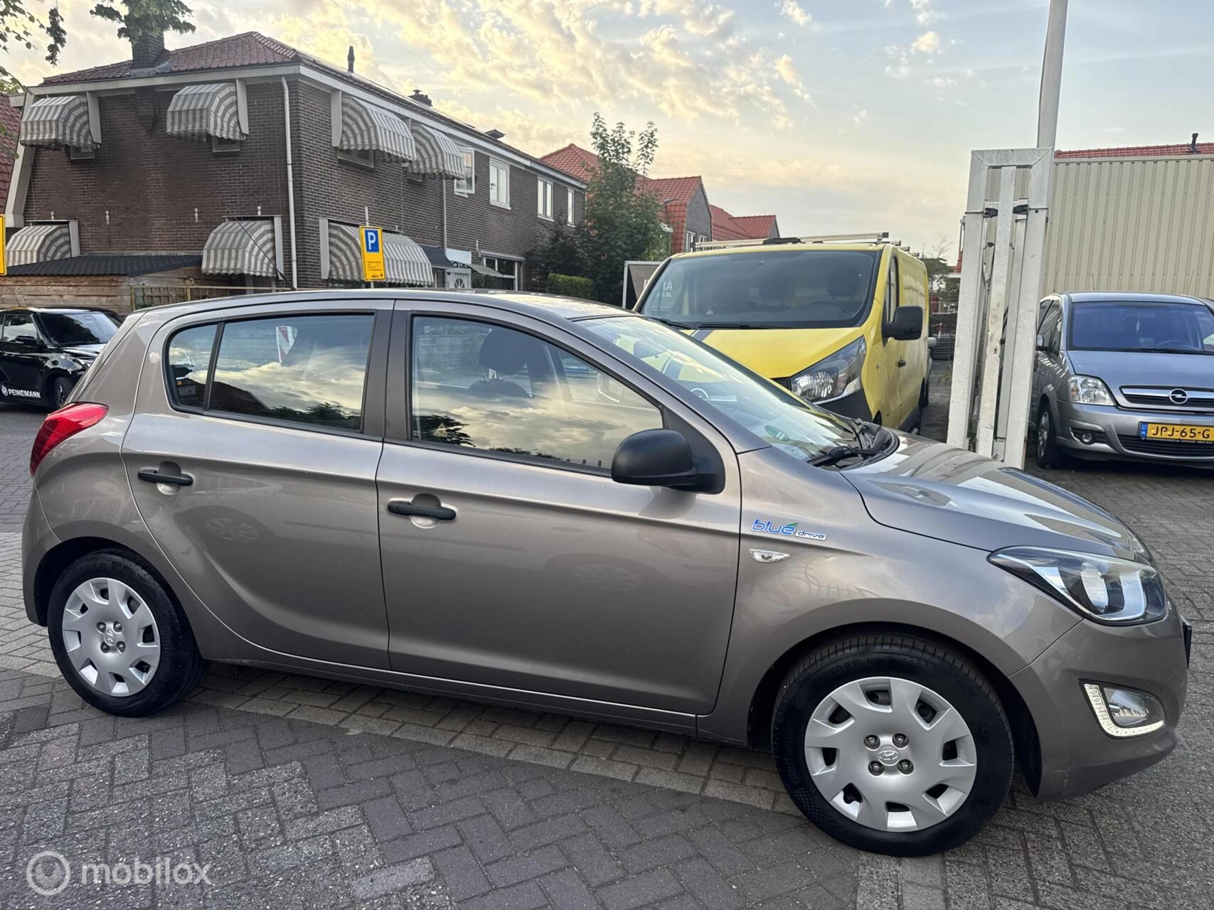 Hoofdafbeelding Hyundai i20