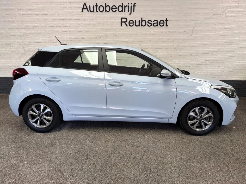 Hoofdafbeelding Hyundai i20