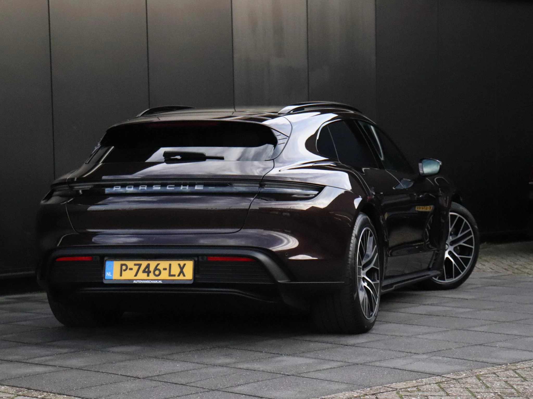 Hoofdafbeelding Porsche Taycan