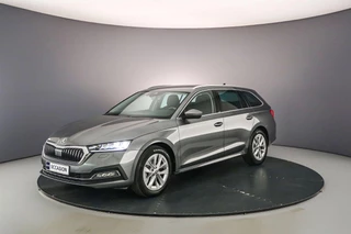 Skoda Octavia Combi Business Edition 1.0 eTSI 110pk DSG Automaat Trekhaak, Cruise control, Achteruitrijcamera, Navigatie, Parkeersensoren, LED verlichting, Stoelverwarming