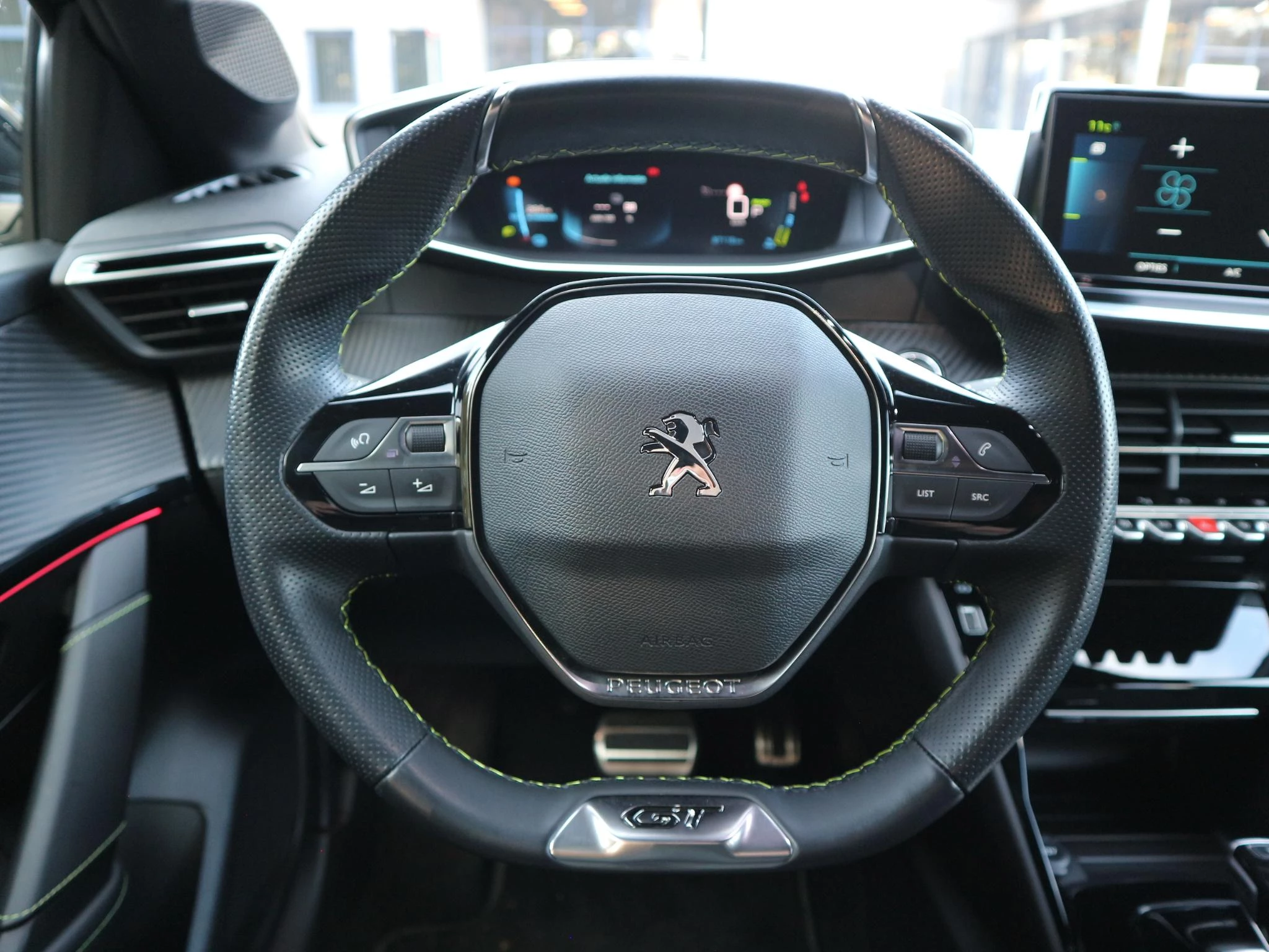 Hoofdafbeelding Peugeot e-208