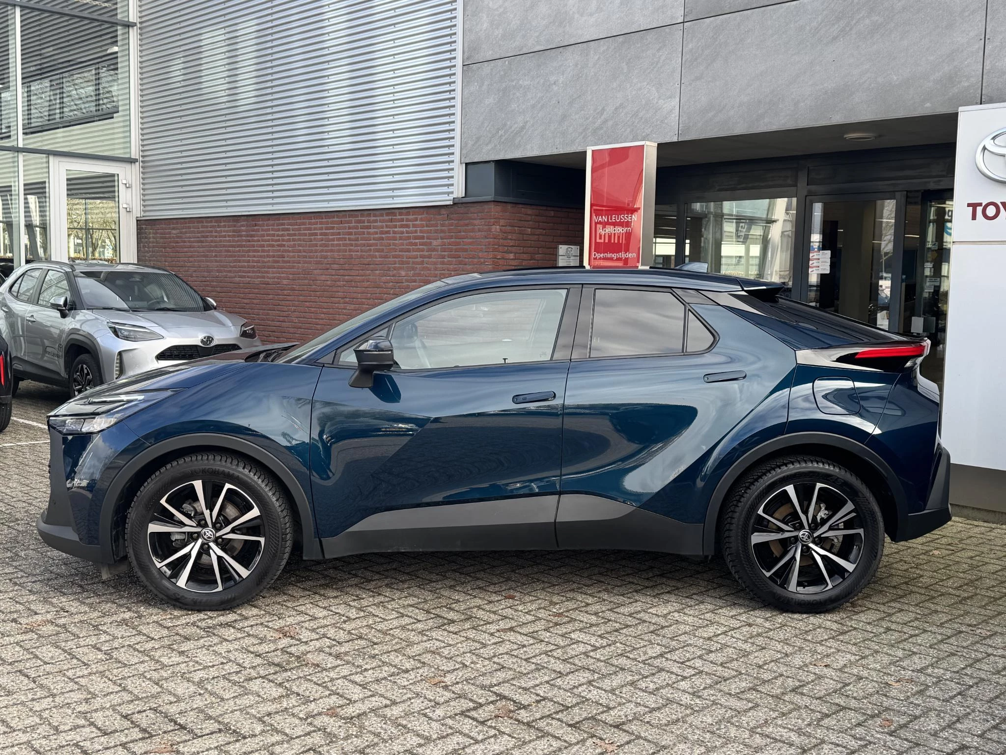 Hoofdafbeelding Toyota C-HR