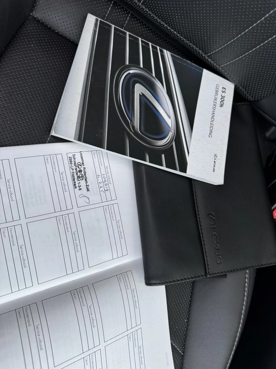 Hoofdafbeelding Lexus ES