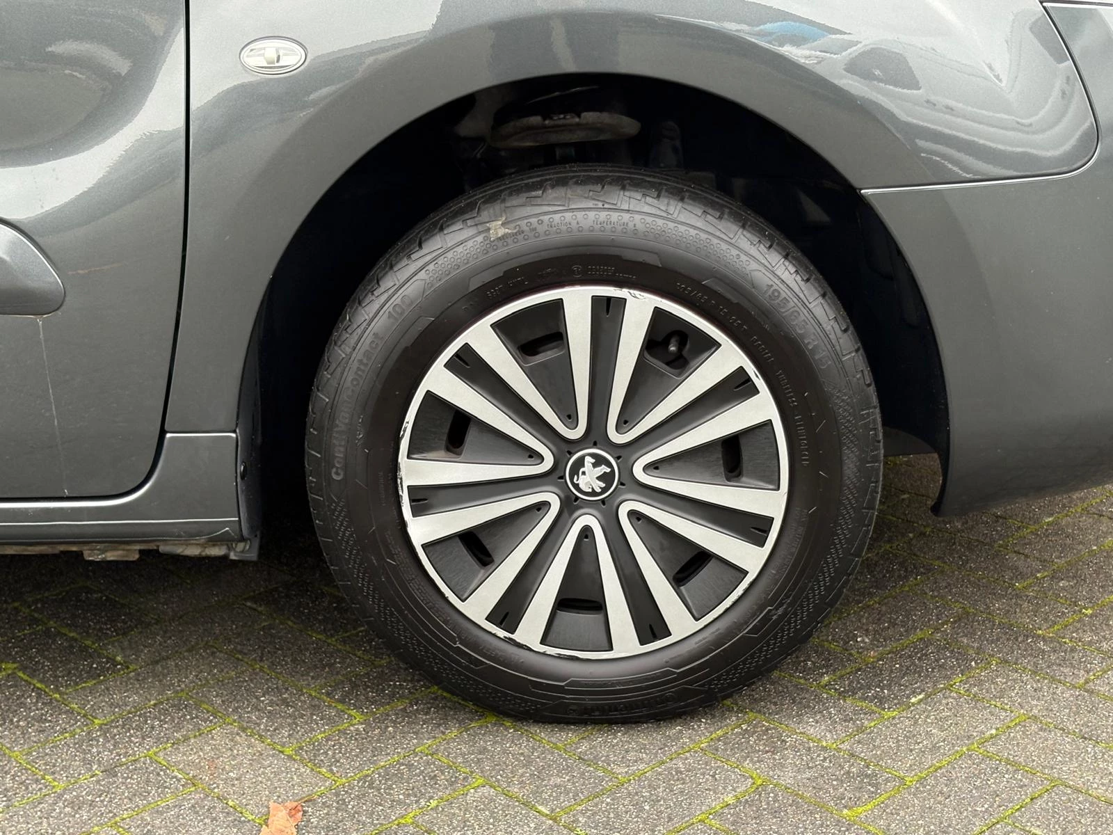 Hoofdafbeelding Peugeot Partner