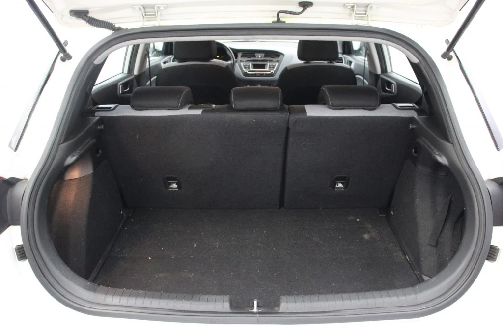 Hoofdafbeelding Hyundai i20