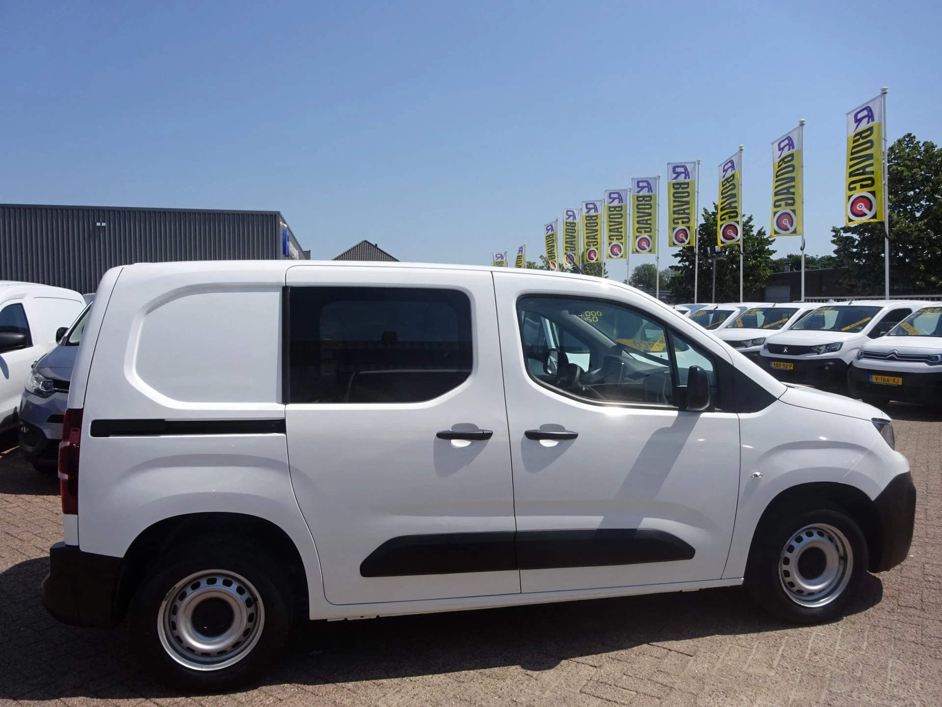 Hoofdafbeelding Peugeot Partner