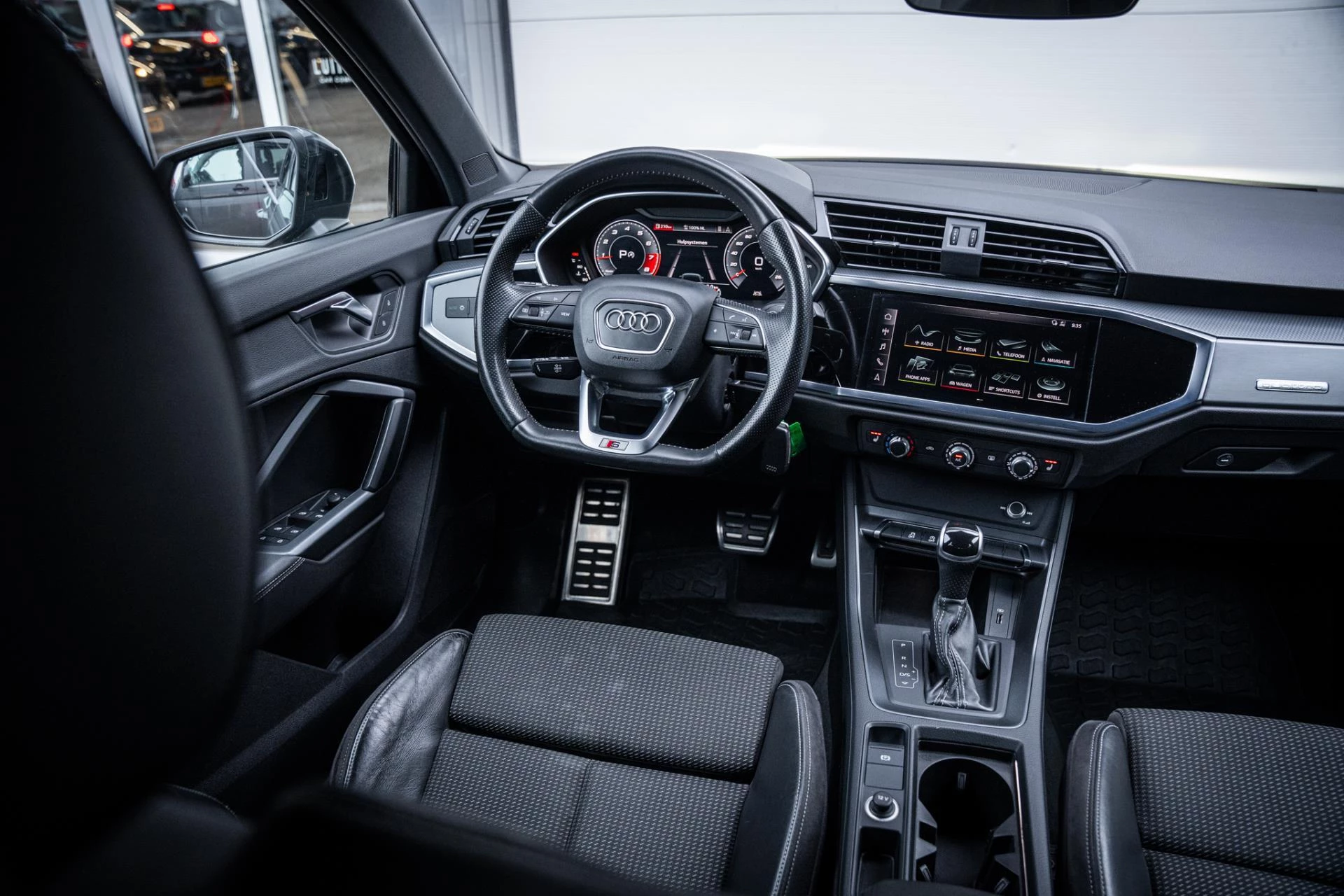 Hoofdafbeelding Audi Q3