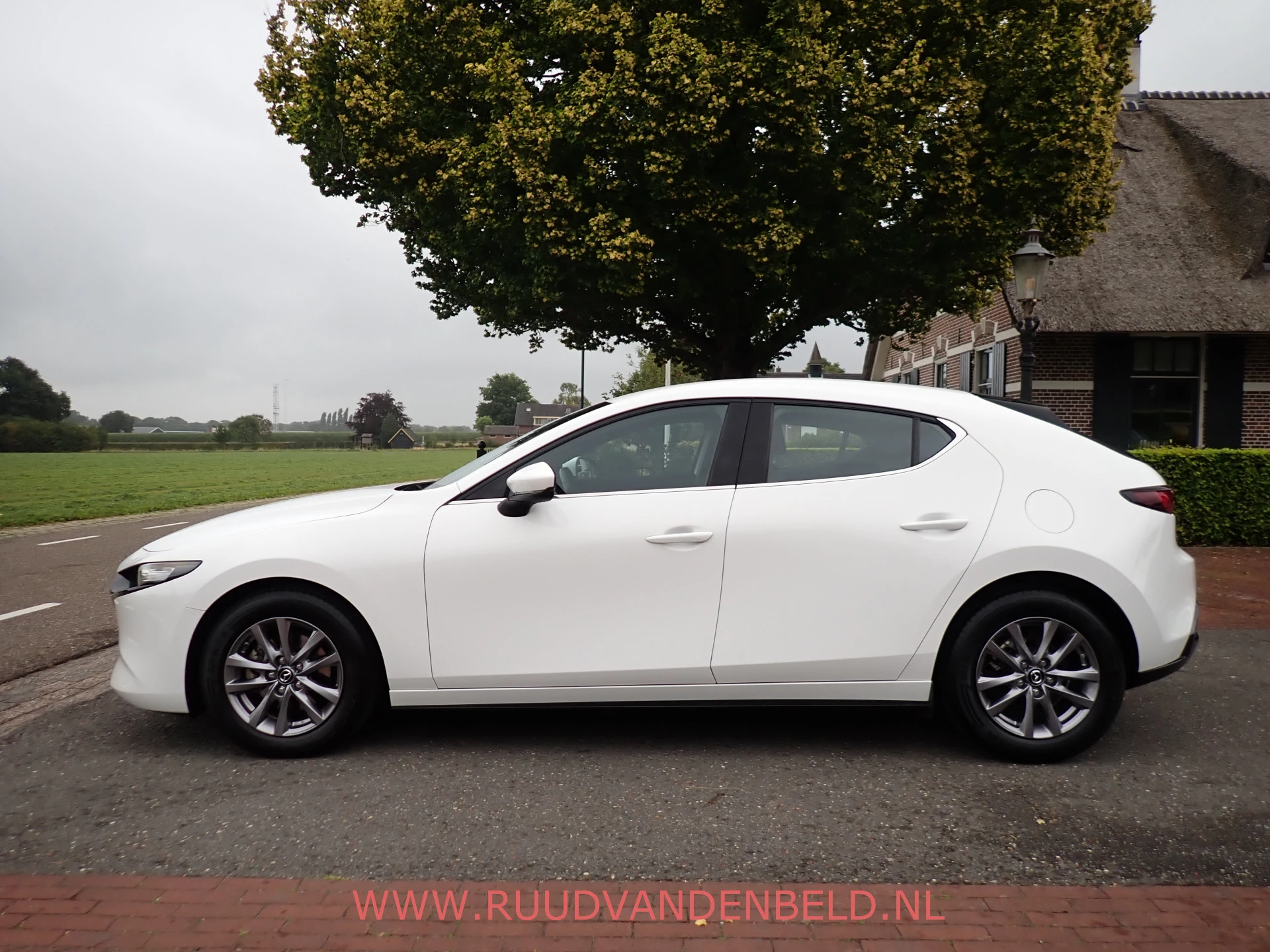 Hoofdafbeelding Mazda 3