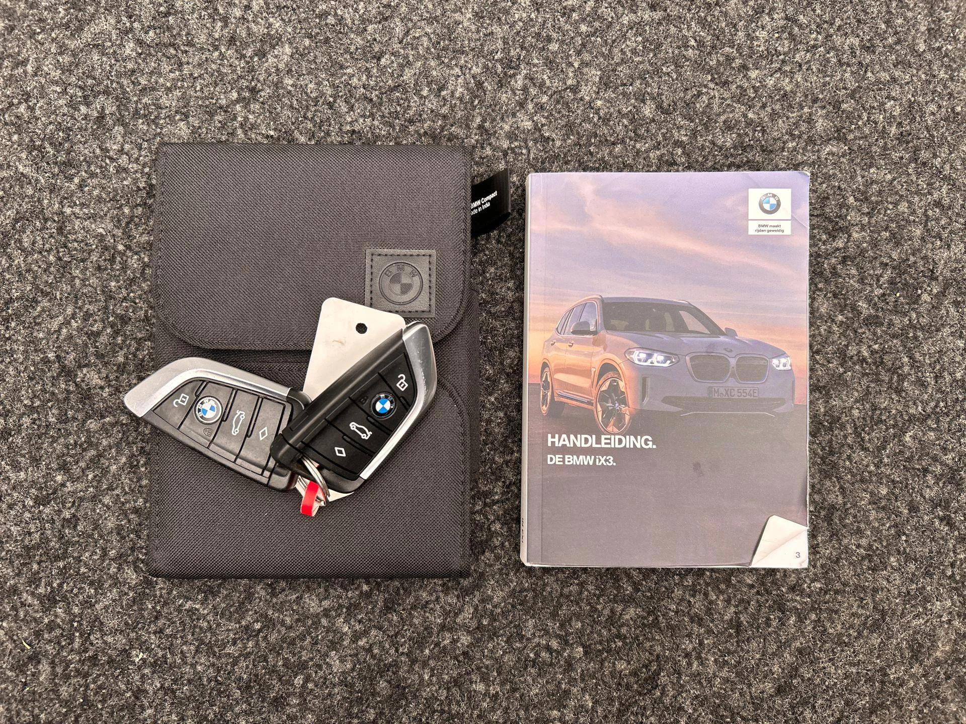 Hoofdafbeelding BMW iX3