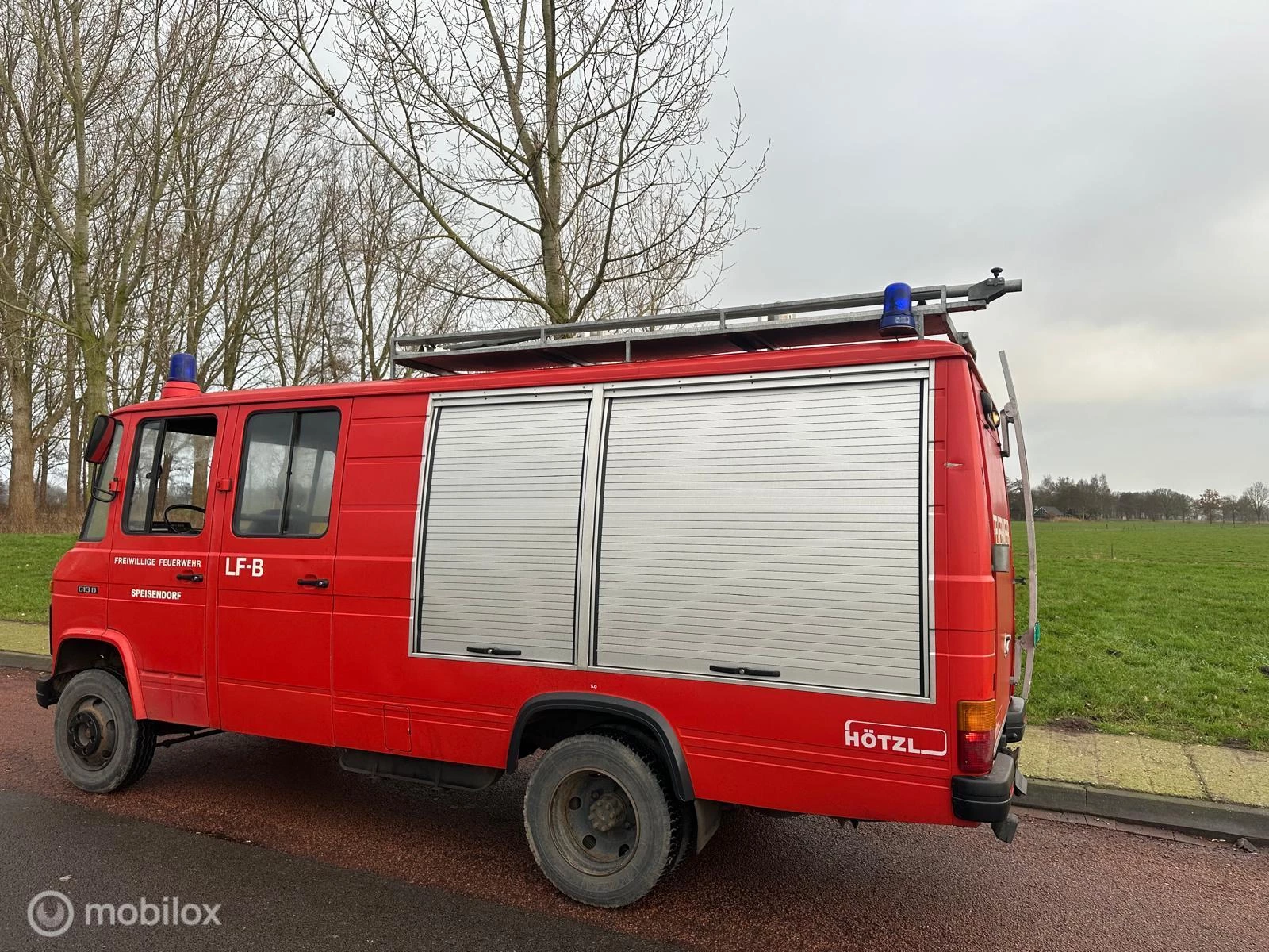 Hoofdafbeelding Mercedes-Benz 613