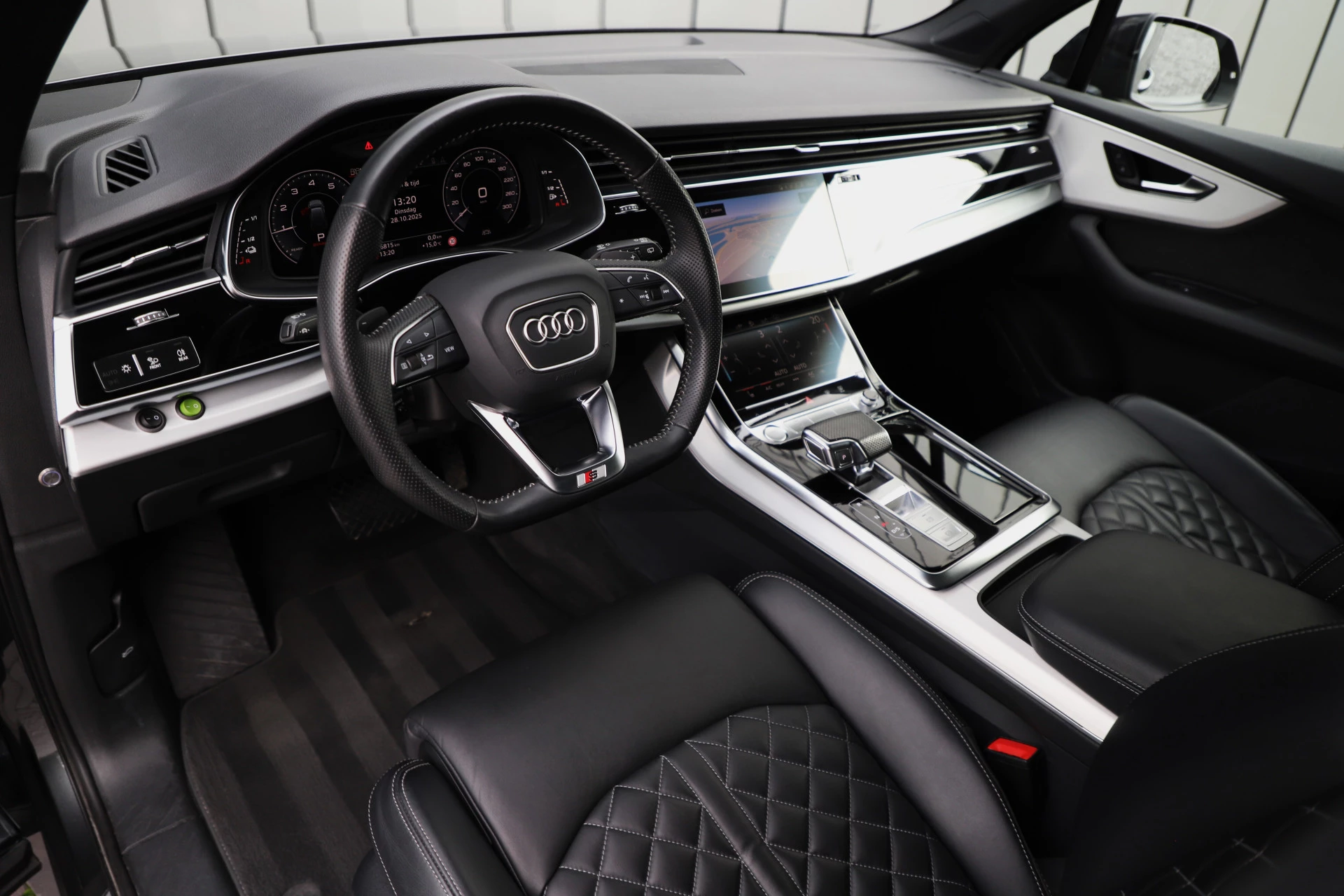 Hoofdafbeelding Audi Q7