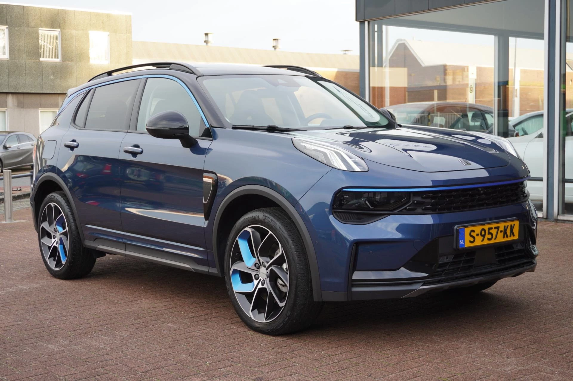 Hoofdafbeelding Lynk & Co 01