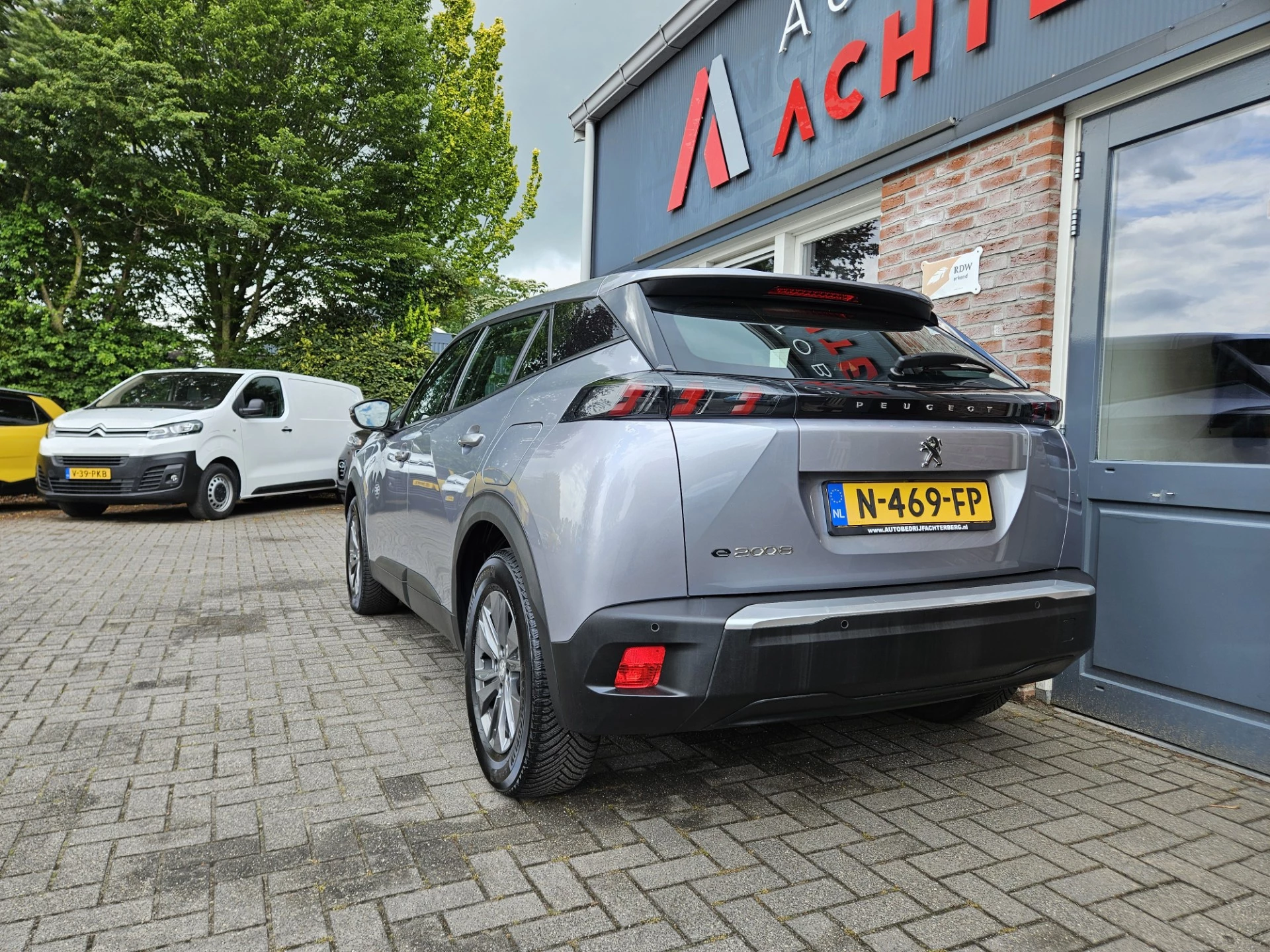 Hoofdafbeelding Peugeot e-2008