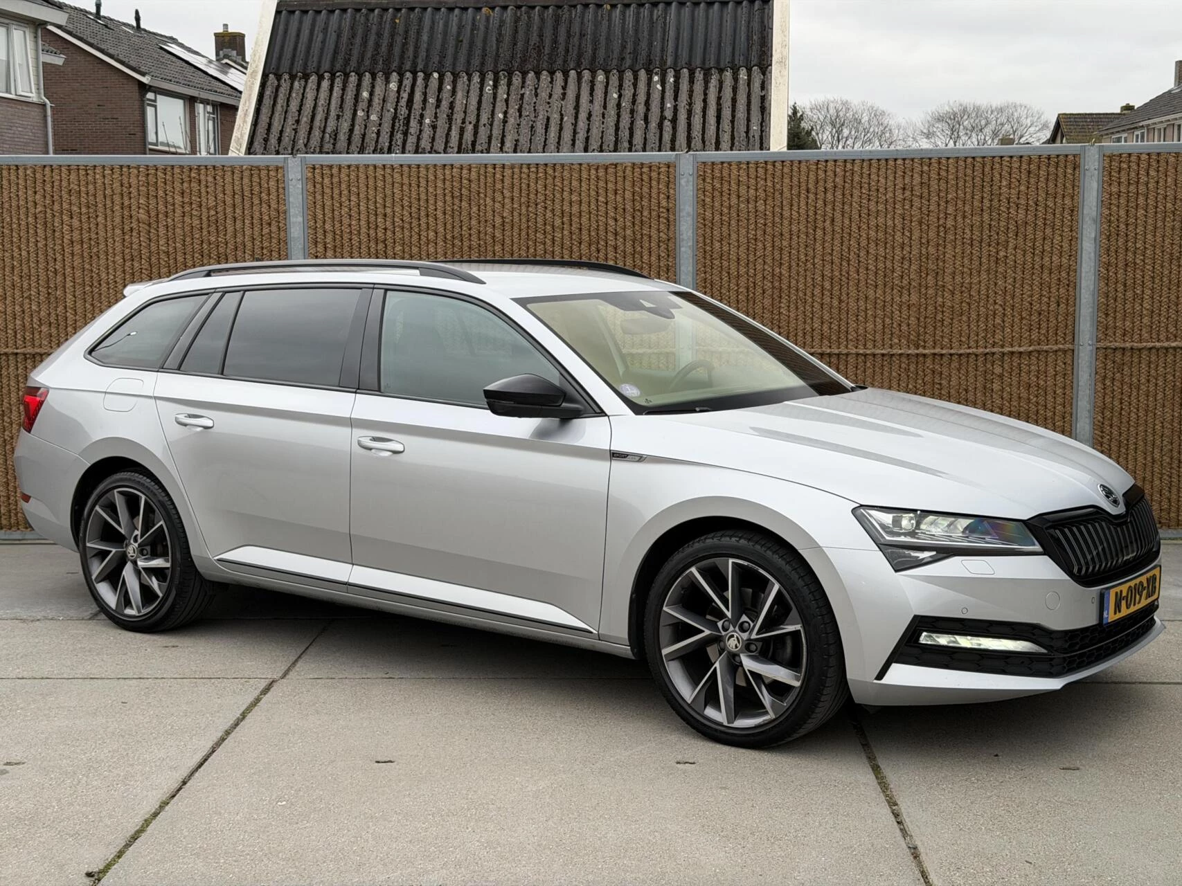 Hoofdafbeelding Škoda Superb