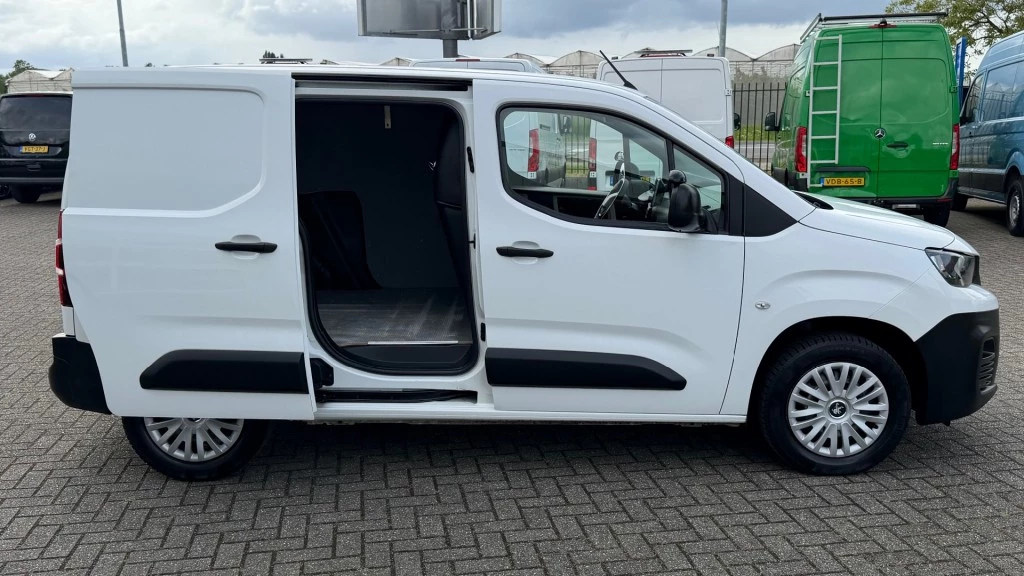 Hoofdafbeelding Peugeot Partner