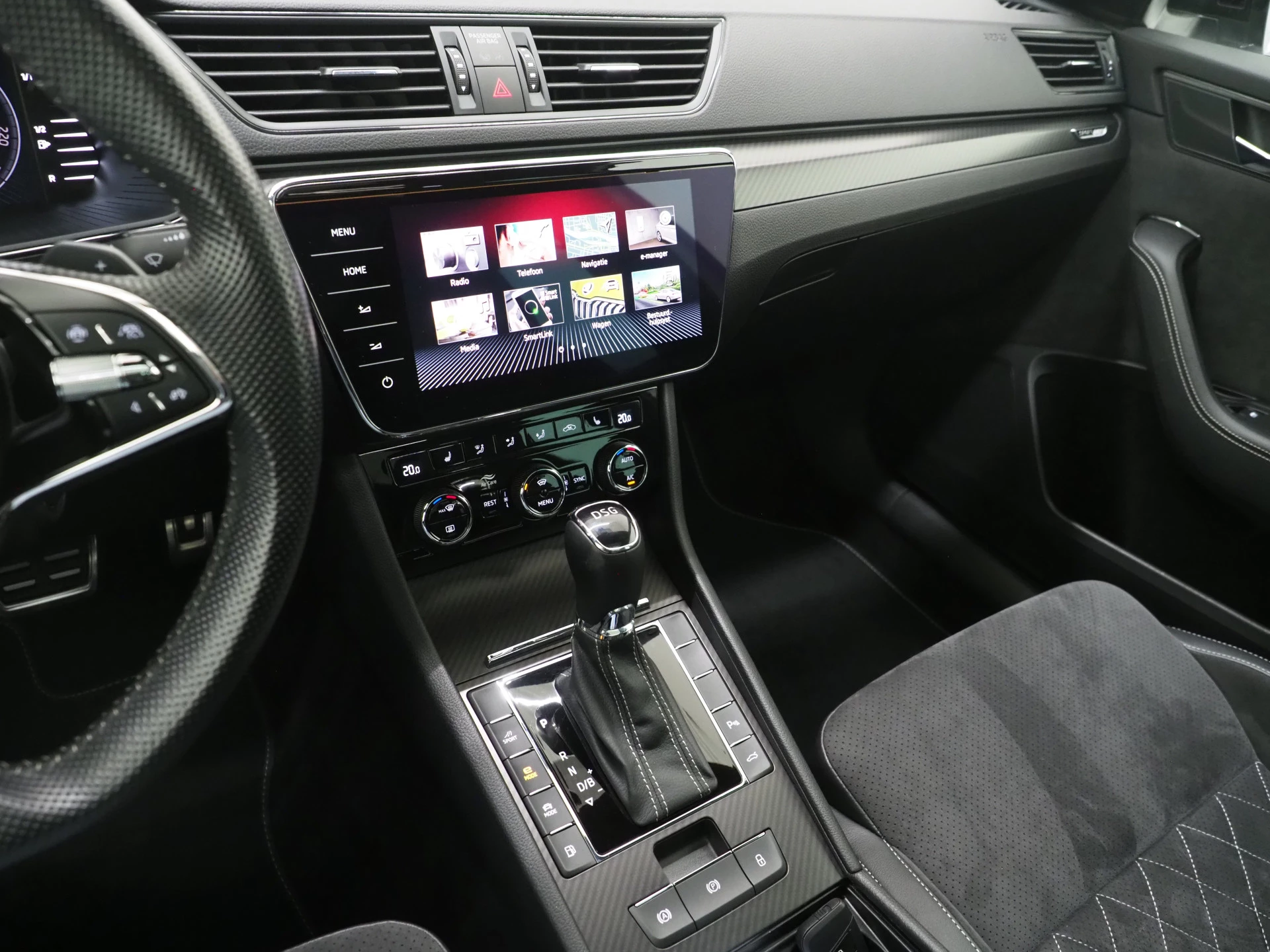 Hoofdafbeelding Škoda Superb