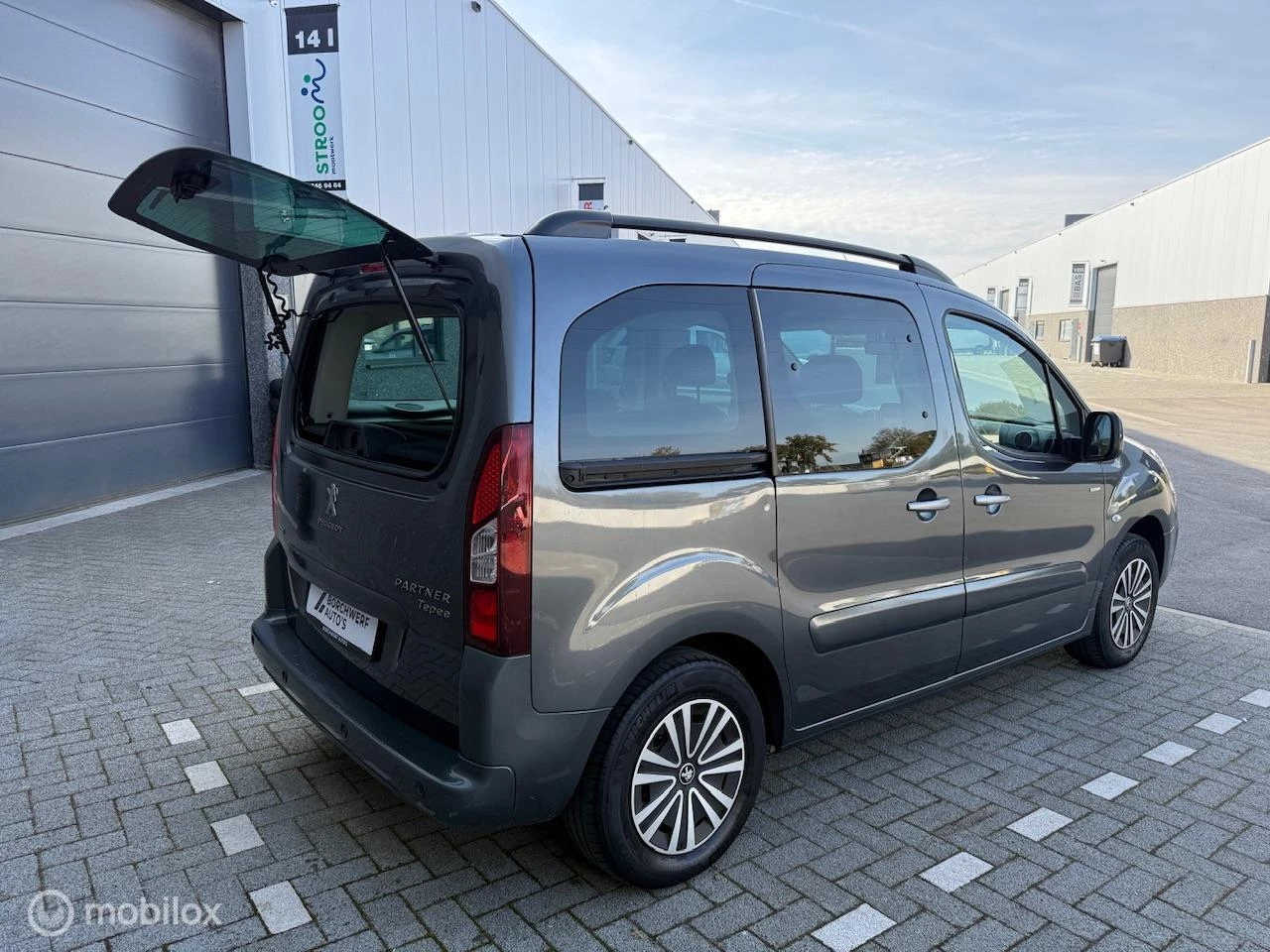 Hoofdafbeelding Peugeot Partner