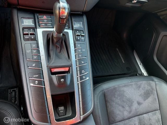 Hoofdafbeelding Porsche Macan