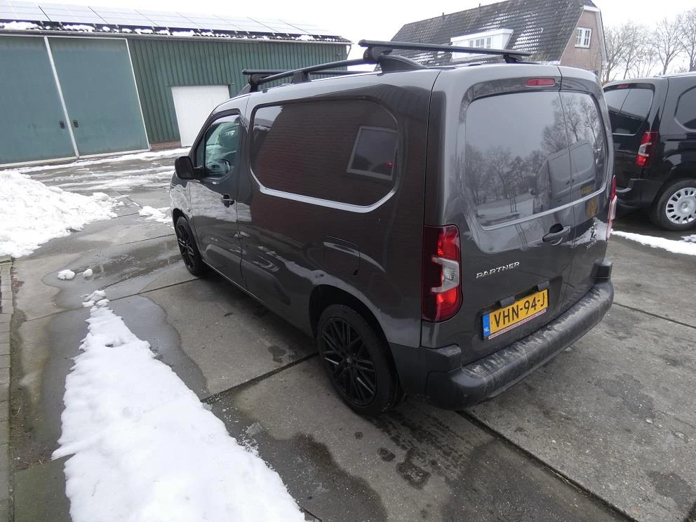 Hoofdafbeelding Peugeot Partner