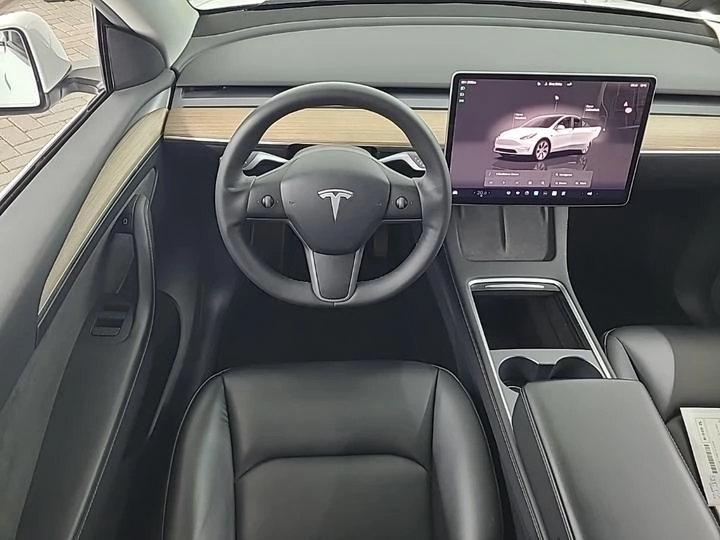 Hoofdafbeelding Tesla Model Y