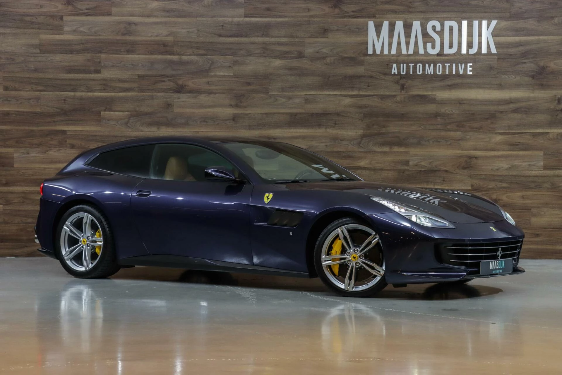 Hoofdafbeelding Ferrari GTC4Lusso