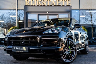 Hoofdafbeelding Porsche Cayenne Porsche Cayenne Coupé 3.0 E-Hybrid|PANO|360°|MEMORY|CHRONO