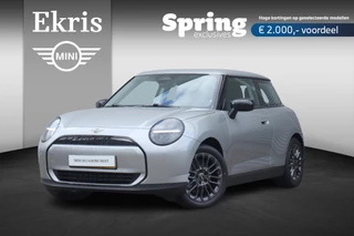 Mini 3-deurs Cooper E | Essential + Apple Carplay + Driving Assistant + Achteruitrijcamera + 17'' LMV | Easter