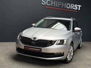 Škoda Octavia Combi 1.5 TSi 150 Pk Automaat Business Edition Climate Controle trekhaak Navigatie Stoelverwarming