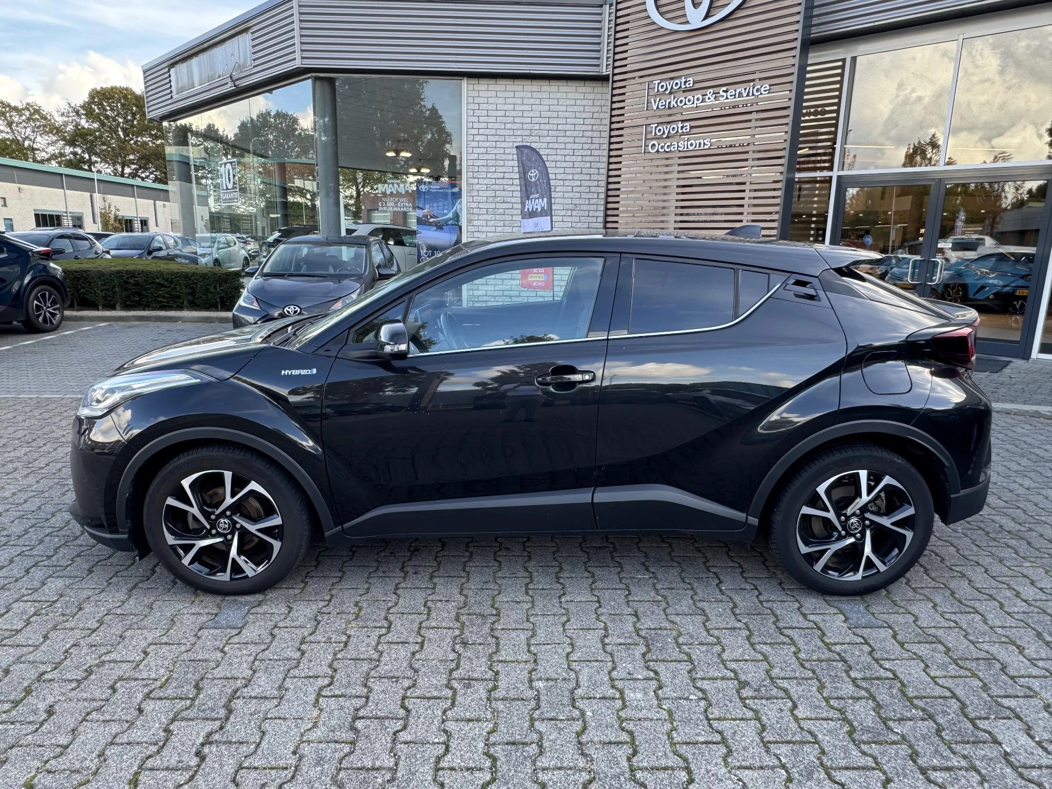 Hoofdafbeelding Toyota C-HR