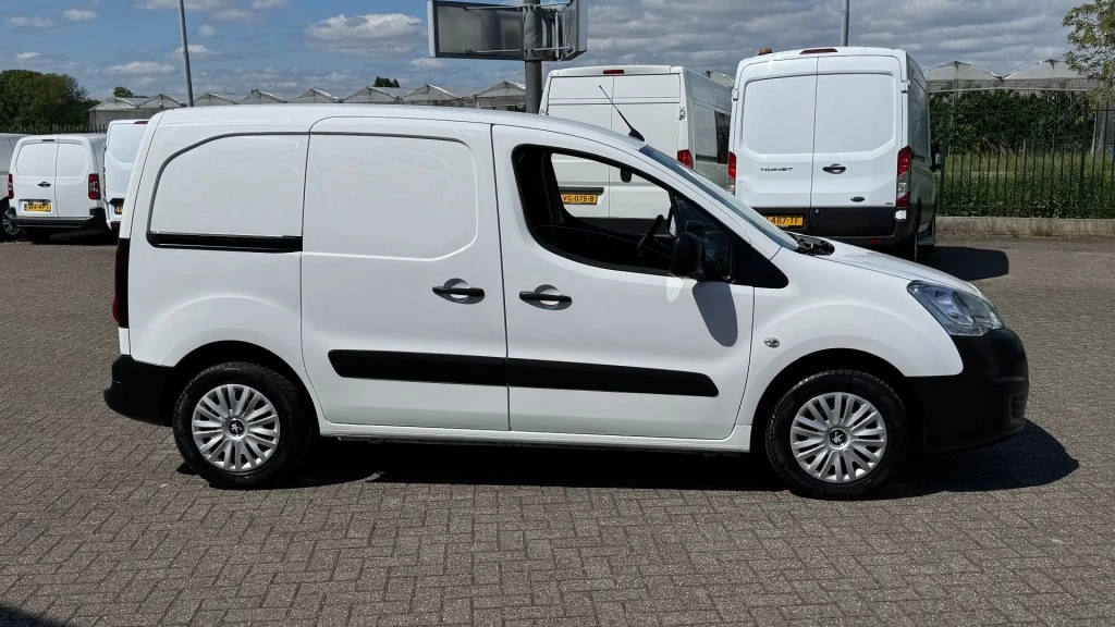 Hoofdafbeelding Peugeot Partner