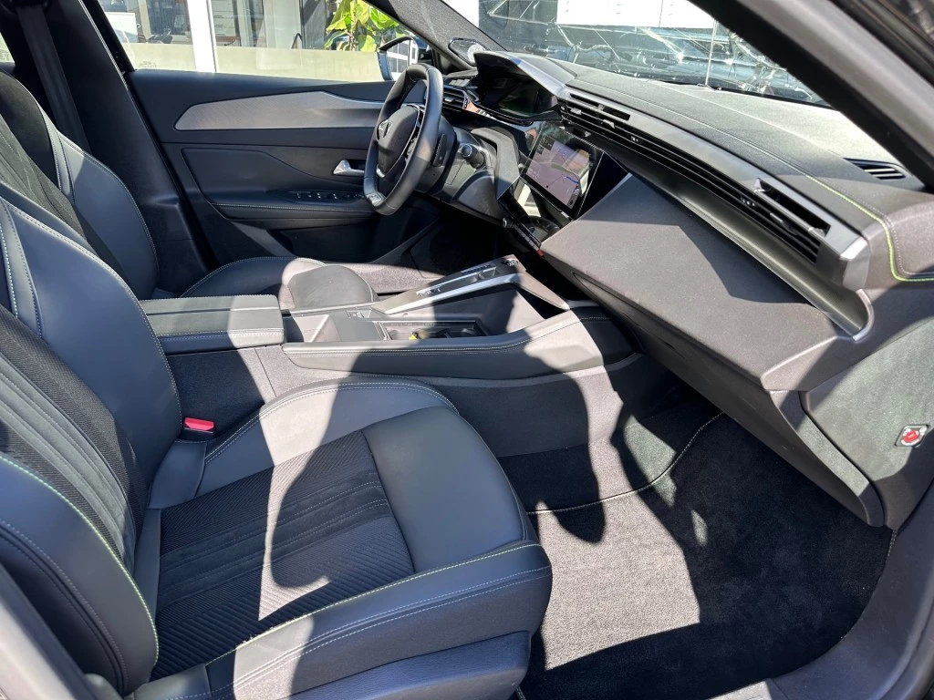 Hoofdafbeelding Peugeot 408