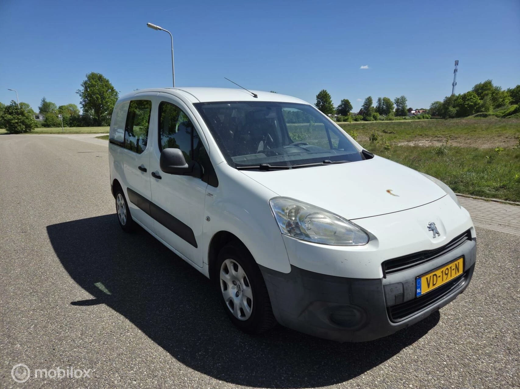 Hoofdafbeelding Peugeot Partner