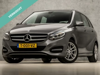 Mercedes-Benz B-Klasse 180 Sport (PANORAMADAK, NAVIGATIE, LEDER, ZWART HEMEL, STOELVERWARMING, SPORTSTOELEN, LED KOPLAMPEN, PARKEERSENSOREN, NIEUWSTAAT)