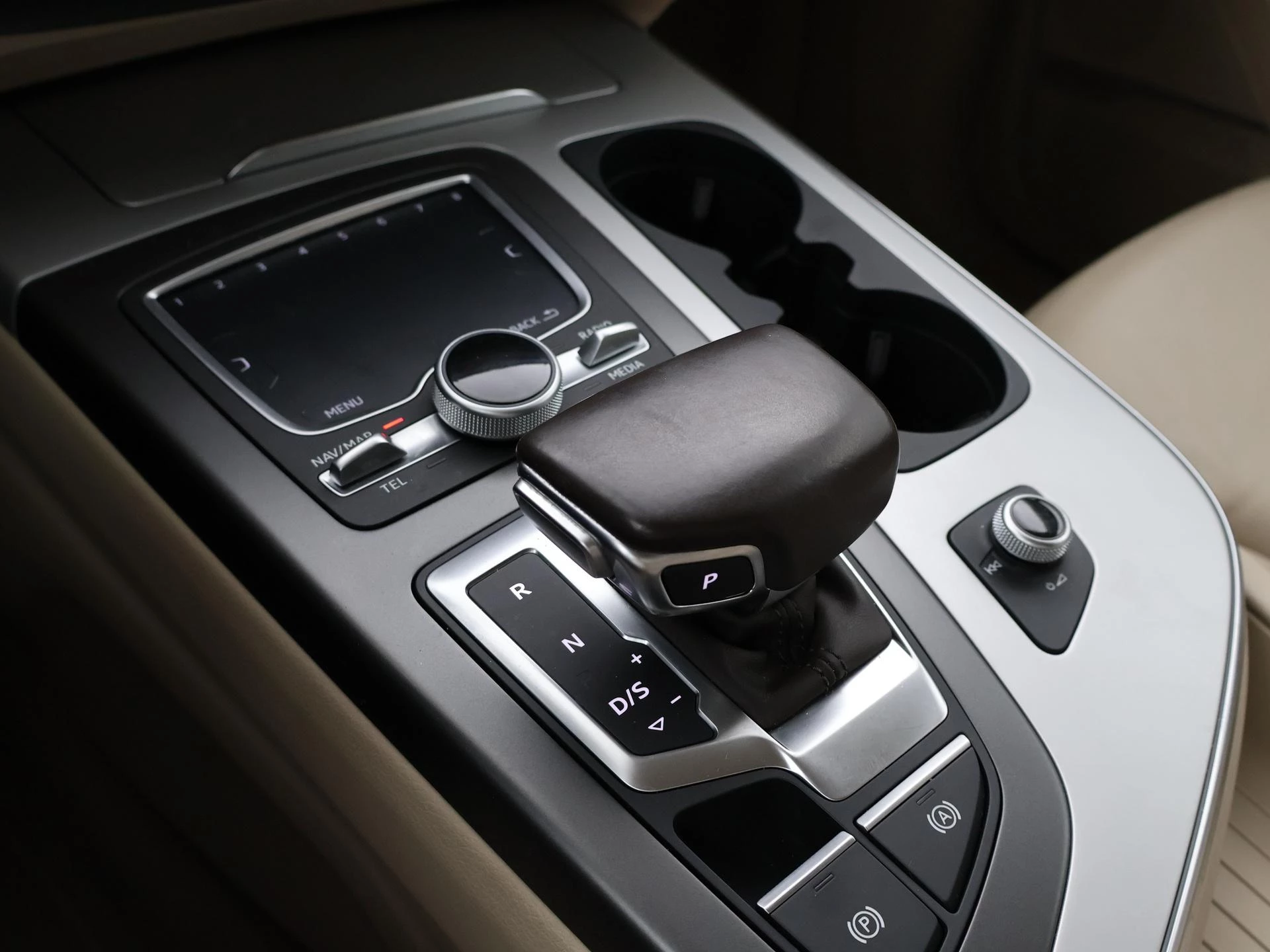 Hoofdafbeelding Audi Q7