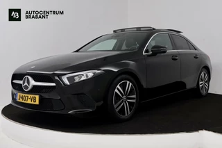 Hoofdafbeelding Mercedes-Benz A-Klasse Mercedes-Benz A-klasse 180 Business Solution Luxury (PANORAMADAK, SFEERVERLICHTING, STOELVERWARMING, CAMERA)