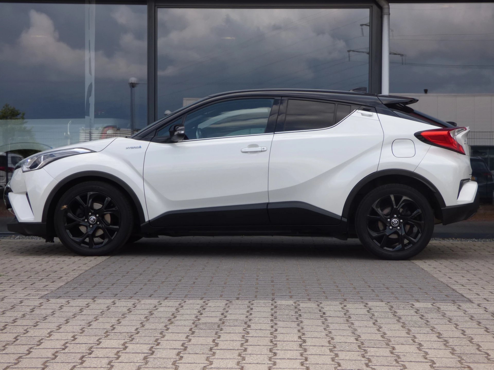 Hoofdafbeelding Toyota C-HR