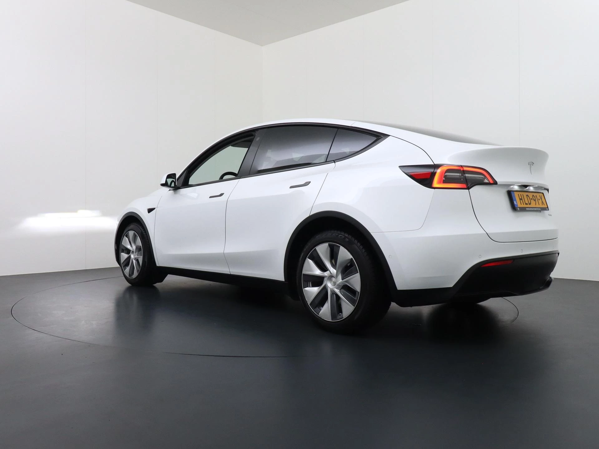 Hoofdafbeelding Tesla Model Y