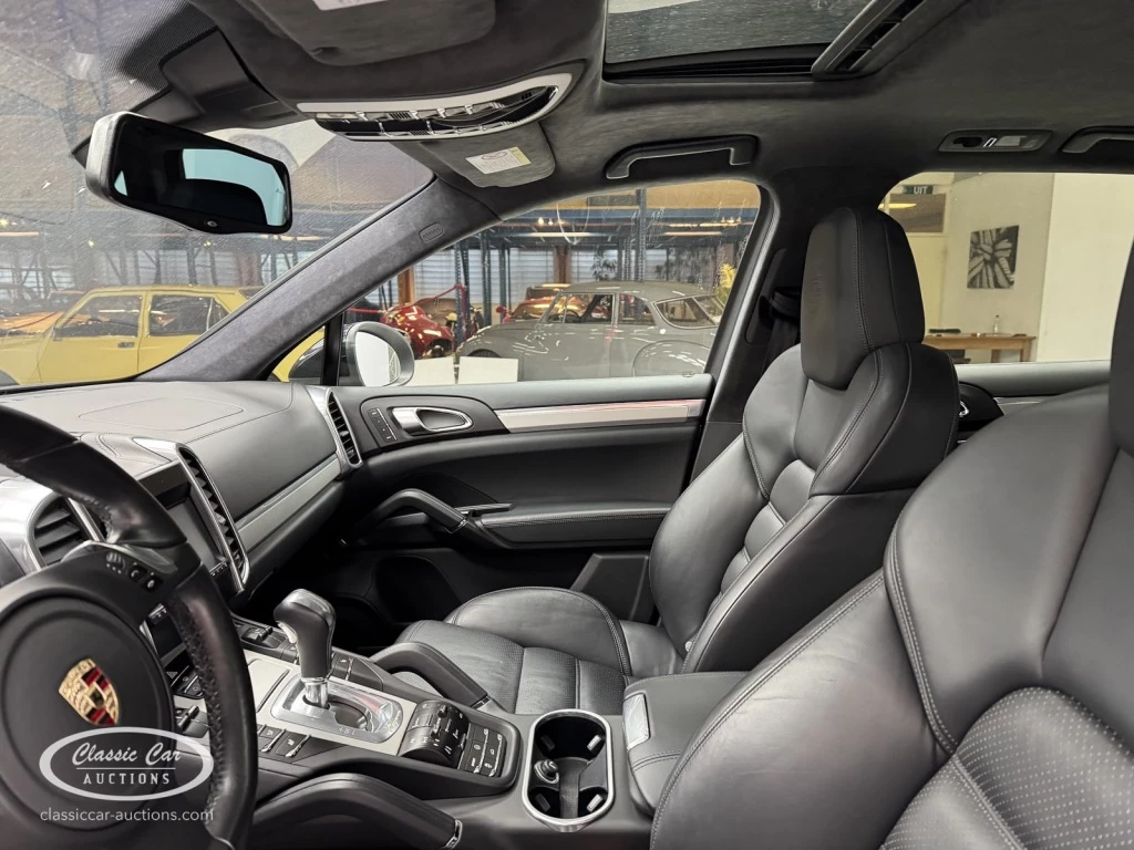 Hoofdafbeelding Porsche Cayenne