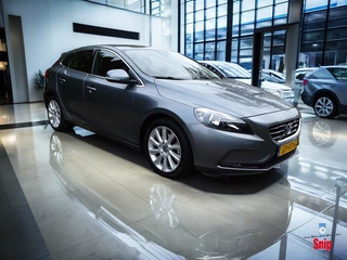 Volvo V40 2.0 T3 Momentum