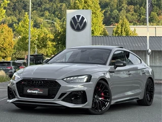 Hoofdafbeelding Audi RS5 Audi RS5 Sportback 2.9 TFSI 450pk quattro Pano Laser B&O HUD RS-Zetels 20-Inch Keyless Alcantara VOL!!!
