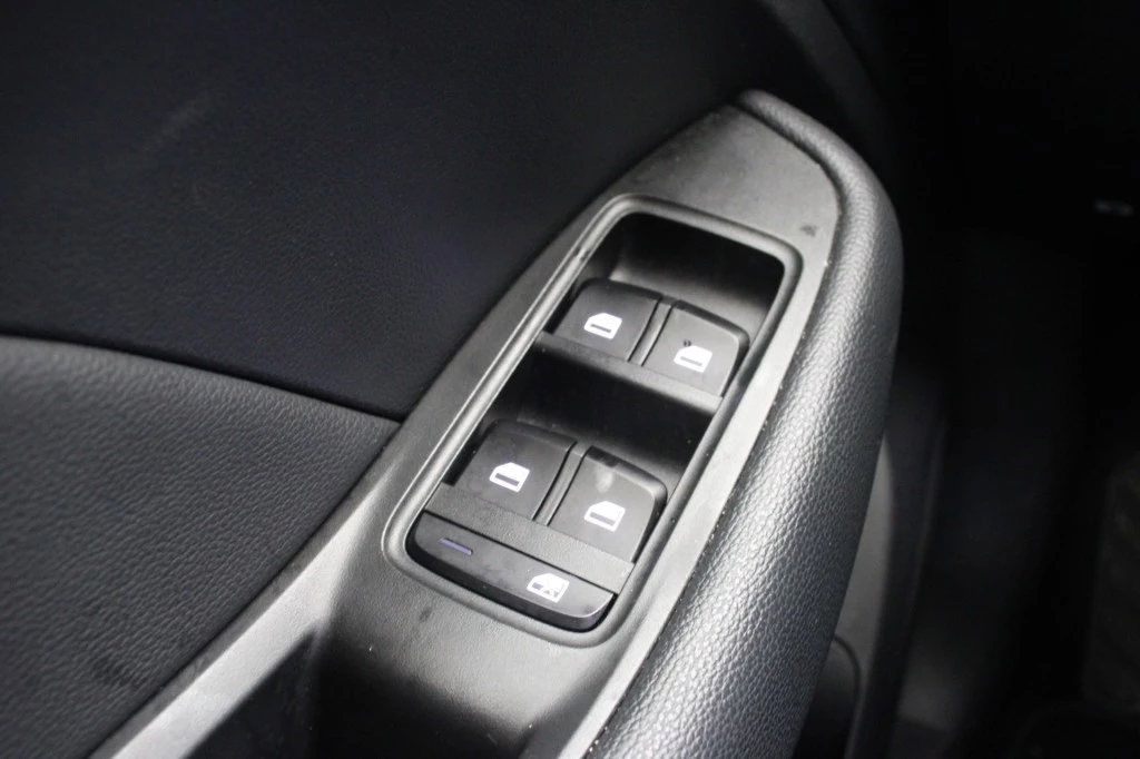 Hoofdafbeelding MG ZS