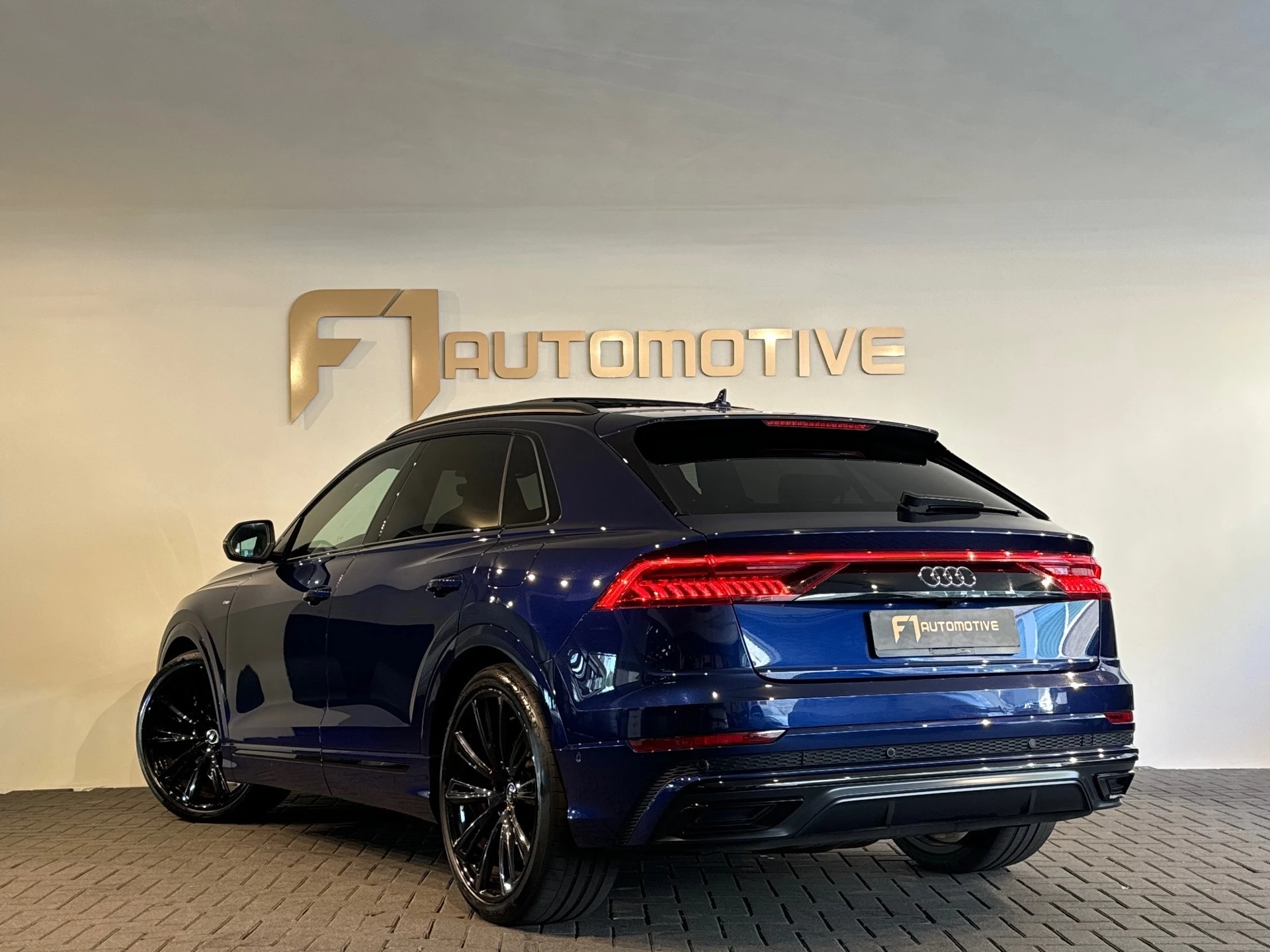 Hoofdafbeelding Audi Q8