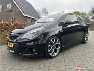 Opel Corsa 1.6-16V Turbo OPC