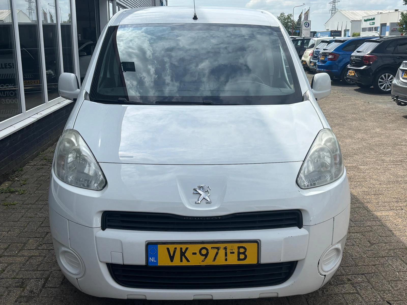 Hoofdafbeelding Peugeot Partner