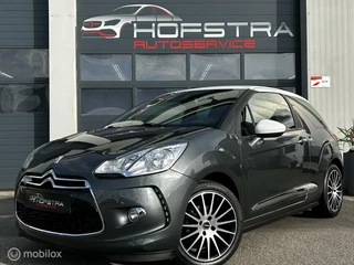 Hoofdafbeelding Citroën DS3 Citroen DS3 1.2 VTi Chic Sportstoelen Clima Cruise NAP uniek!