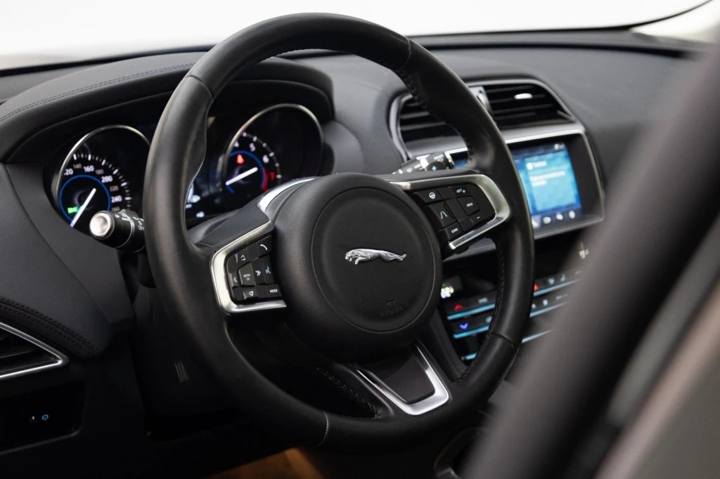 Hoofdafbeelding Jaguar F-PACE