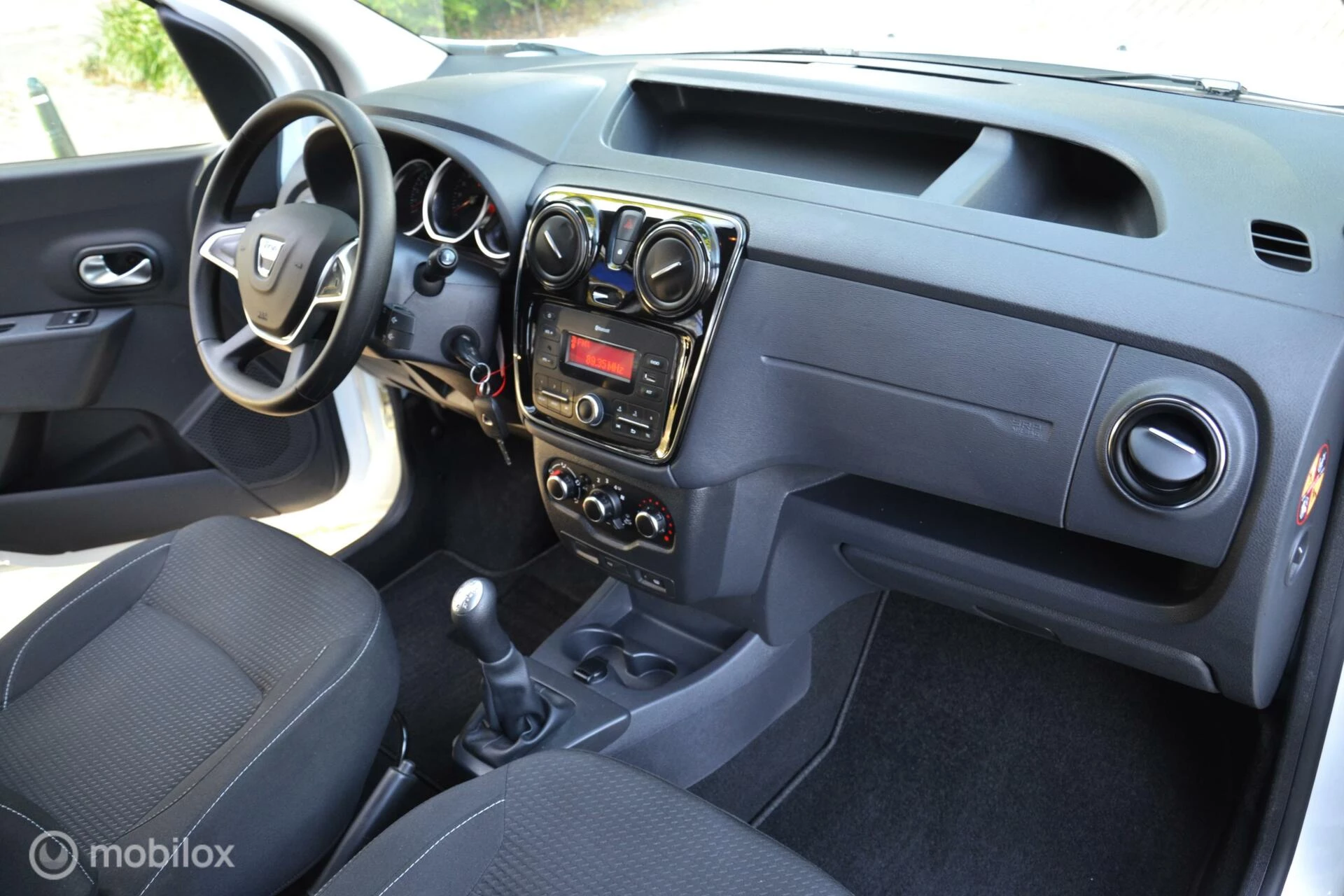 Hoofdafbeelding Dacia Dokker