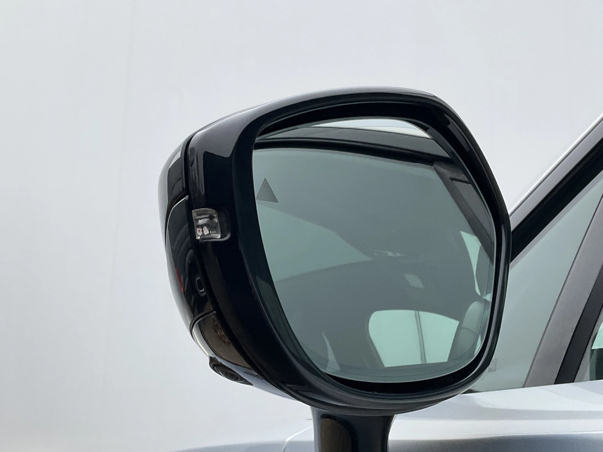 Hoofdafbeelding Aston Martin DBX