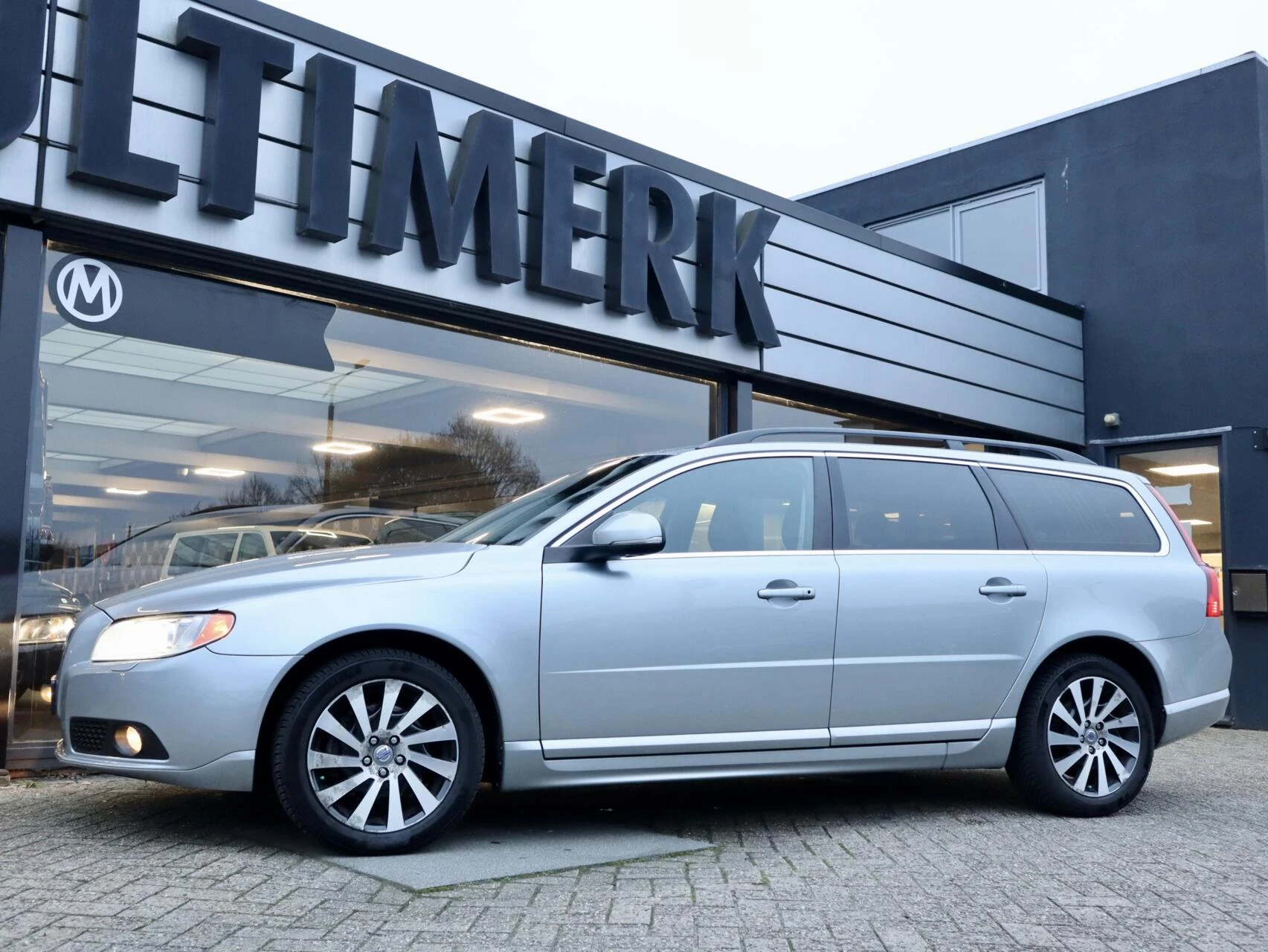 Hoofdafbeelding Volvo V70